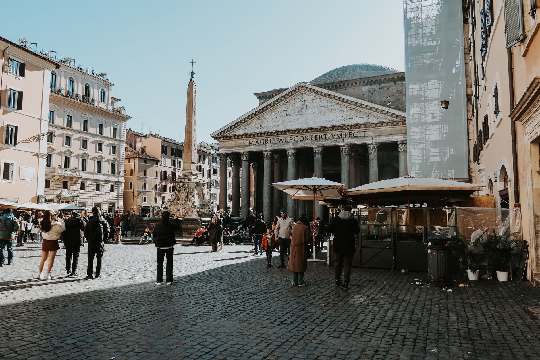 The Piazza della Rotonda in front of the Pantheon